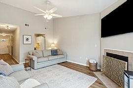 James Island Just Minutes From Folly Beach and Downtown in Charleston, SC (Photo 4 of 10)