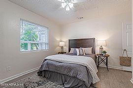 Murray Hill Beautiful Home in Jacksonville, FL (Photo 6 of 8)