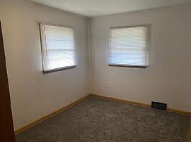 7227 W Congress St, Milwaukee, Wi 53216 in Milwaukee, WI (Photo 7 of 8)