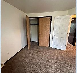 556 Spinnaker Ln #550, Green Bay, Wi 54302 in Green Bay, WI (Photo 4 of 7)