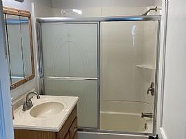 754 W Winneconne Ave, Neenah, Wi 54956  House For Rent  in Neenah, WI (Photo 4 of 6)