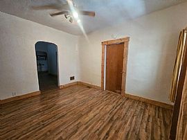 754 Main St, Follansbee, Wv 26037 in Follansbee, WV (Photo 4 of 10)