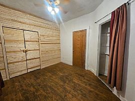 754 Main St, Follansbee, Wv 26037 in Follansbee, WV (Photo 7 of 10)