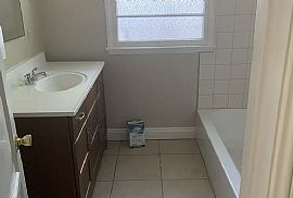 Beautiful 3 Beds 2 Baths House For Rent  in Riverside, CA (Photo 5 of 6)