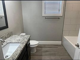 This 3bd/2ba Custom Home Is Available For Lease  in Globe, AZ (Photo 7 of 11)