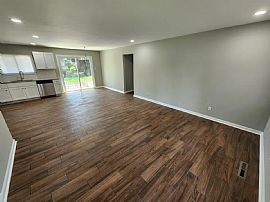 Beautiful Newly Renovated 5beds 2baths in Norfolk, VA (Photo 11 of 12)