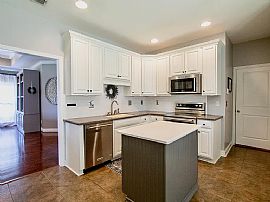 632 Foothills Trce, Chelsea, Al 35043 in Chelsea, AL (Photo 4 of 11)