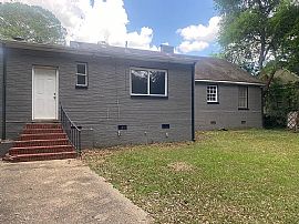 3310 Wilmington Rd, Montgomery, Al 36105 in Montgomery, AL (Photo 2 of 11)