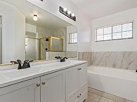 3321 Misty Cove Ct, Las Vegas, Nv 89117 in Las Vegas, NV (Photo 7 of 12)