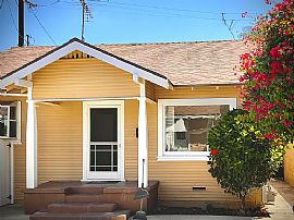 Charming 2 Bedroom Home  in Long Beach, CA