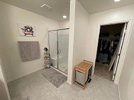 6202 Ashley Hills Ave, Las Vegas, Nv 89141 in Las Vegas, NV (Photo 5 of 8)