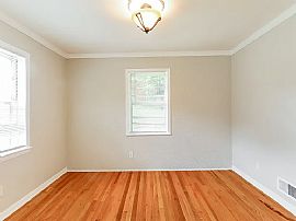 9852 Red Cliff Rd, Birmingham, Al 35215 in Birmingham, AL (Photo 3 of 10)