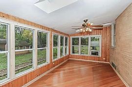 23w781 Turner Ave, Roselle, in Roselle, IL (Photo 4 of 8)