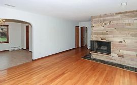 23w781 Turner Ave, Roselle, in Roselle, IL (Photo 7 of 8)