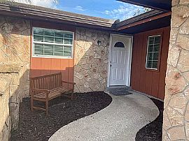 111 Shady Ct, Longwood, Fl 32750 in Longwood, FL (Photo 2 of 3)