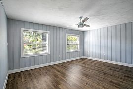 805 N Shore Dr, Leesburg, Fl 34748 in Leesburg, FL