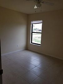 1307 Ne 8th Pl, Cape Coral, Fl 33909 in Cape Coral, FL (Photo 3 of 11)