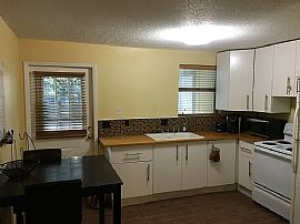 Available to Move in  in Tampa, FL