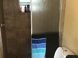 Available to Move in  in Tampa, FL (Photo 2 of 3)