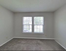 A Spacious 3 Bedroom Home in Greenwood, IN (Photo 6 of 12)