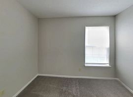 A Spacious 3 Bedroom Home in Greenwood, IN (Photo 8 of 12)