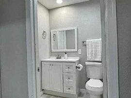 2 Bedroom  in Canada de los Alamos, NM (Photo 10 of 10)