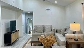 2 Bedroom  in Canada de los Alamos, NM (Photo 7 of 10)