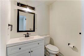 2bedroom and 2bathroom  in Dallas, TX (Photo 9 of 12)