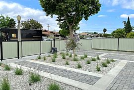  Nice 5 Bedroom Home  in Los Angeles, CA (Photo 2 of 12)