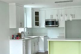  Nice 5 Bedroom Home  in Los Angeles, CA (Photo 5 of 12)