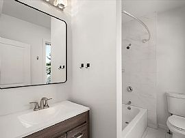 Just Outside Boston 1bedroom Apartment  in Everett, MA