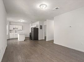 Just Outside Boston 1bedroom Apartment  in Everett, MA (Photo 12 of 12)