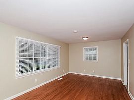 113 16th Court Cir Ne, Birmingham, Al 35215 in Birmingham, AL (Photo 3 of 8)