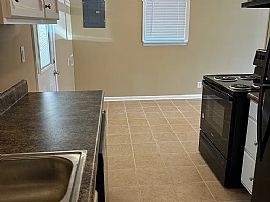 5920 Windy Hill Cir S, Mobile, Al 36619 in Mobile, AL (Photo 6 of 10)