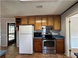 6750 Browder Dr, Theodore, Al 36582 in Theodore, AL (Photo 3 of 12)