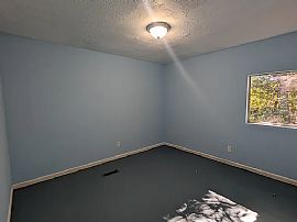 4929 Terrace S #r, Birmingham, Al 35208 in Birmingham, AL (Photo 3 of 9)