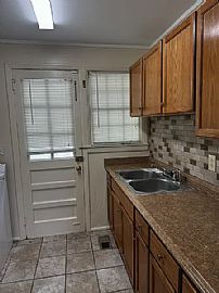 87 Circlewood, Tuscaloosa, Al 35405 in Tuscaloosa, AL (Photo 3 of 9)