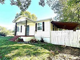 1721 Hatchet Ave, Birmingham, Al 35217 in Birmingham, AL (Photo 2 of 9)