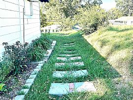 1721 Hatchet Ave, Birmingham, Al 35217 in Birmingham, AL (Photo 4 of 9)