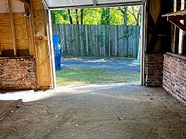 1721 Hatchet Ave, Birmingham, Al 35217 in Birmingham, AL (Photo 7 of 9)