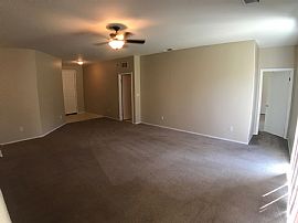 Nw Homes Don'T Last Long So Apply Today! in Bakersfield, CA (Photo 3 of 11)