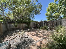 Two Bedroom Napa Home in Napa, CA (Photo 10 of 10)