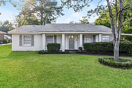 313 Blackwood Dr, Montgomery, Al 36109 in Montgomery, AL