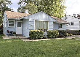 1303 Matthews Dr, Rockville, Md 20851 in Rockville, MD