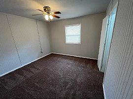 Private Landlord 2 Bedroom Home in Fresno, CA (Photo 3 of 8)
