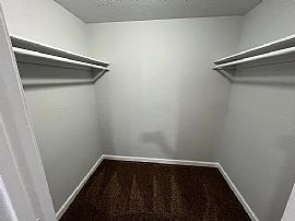 Private Landlord 2 Bedroom Home in Fresno, CA (Photo 6 of 8)