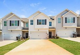 140 The Heights Dr, Calera, Al 35040 in Calera, AL