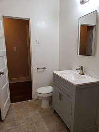 Amazing 2bed House For $2,000/month  in San Diego, CA (Photo 10 of 11)
