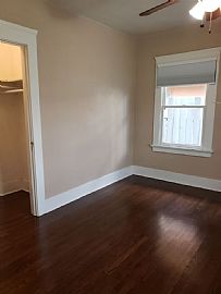 Amazing 2bed House For $2,000/month  in San Diego, CA (Photo 3 of 11)