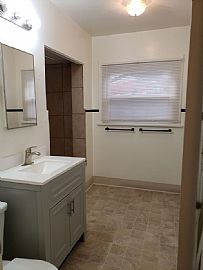 Amazing 2bed House For $2,000/month  in San Diego, CA (Photo 4 of 11)